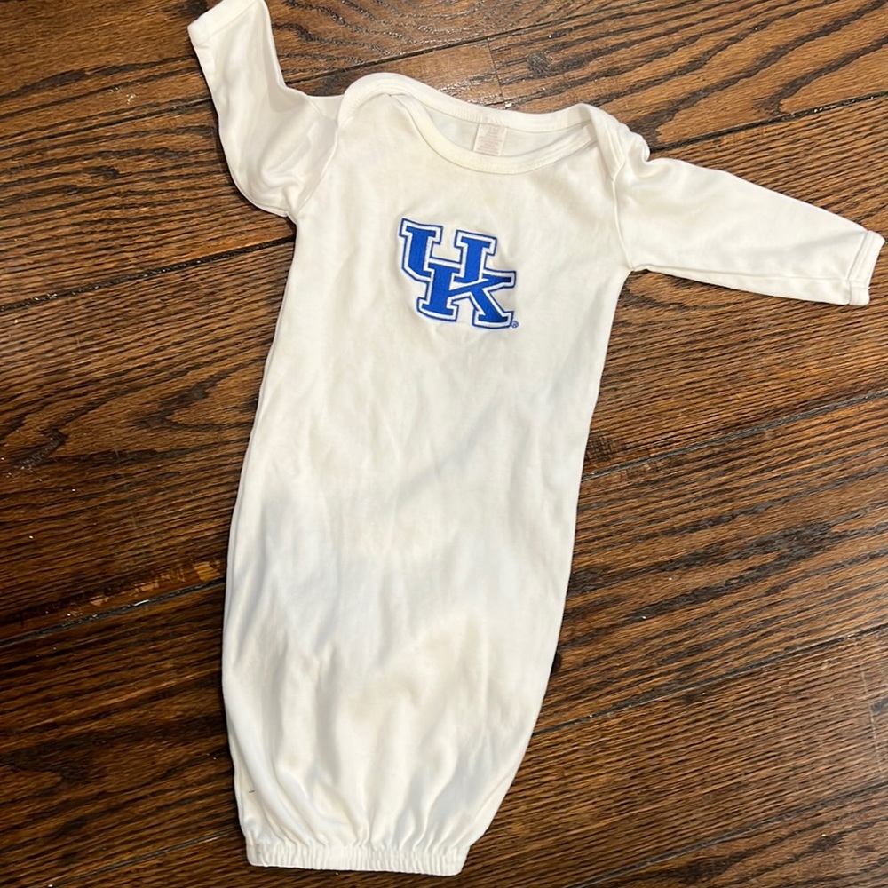 Kentucky baby gown